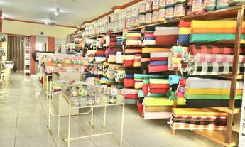 Imagem 4: Prédio comercial com casa