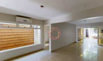 Imagem 2: Casa / 3 Dormitórios / 1 Vaga / Rio Branco / Porto Alegre