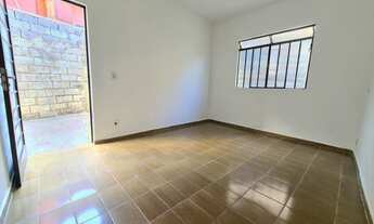 Imagem 3: Aluguel excelente casa de 2 quartos com entrada independente no Alípio de Melo