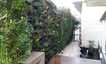 Imagem 6: Casa de condomínio para aluguel tem 450 metros quadrados com 4 quartos