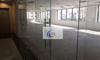 Imagem 4: Conjunto comercial 196m² de área útil , piso elevado em aço, forro modular, iluminação e a