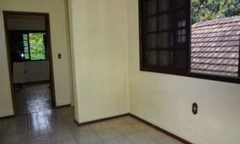 Imagem: Porto Alegre - Casa Padrão - Partenon