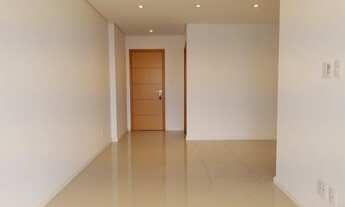 Imagem 3: Apartamento com 2 Quartos, sendo 2 Suítes e 2 Vagas de Garagem, Elevador, à venda no bairr