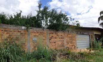 Imagem 7: Lote Jardim Nova Era 400,79 m2 murado portão fechado e aterrado escorrido para frente asfa