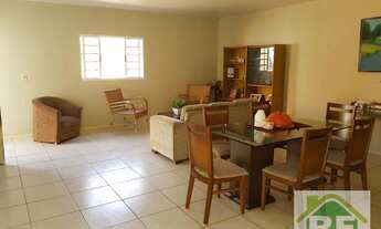 Imagem: Casa de Esquina Vale do Gavião