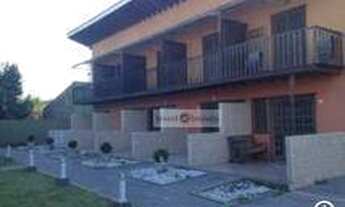 Imagem 7: Excelente chalé residencial e familiar, com 50m2 com 1 dorms sla, coz, wc, 1 garagem R$ 2