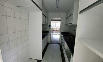 Imagem 2: Vila Amalfi - Apto com 4 dormitórios, 2 Suítes e 2 vagas no Panamby