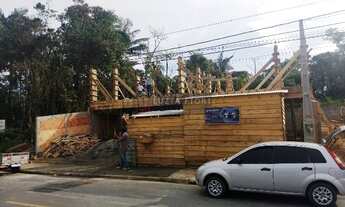 Imagem 6: Sobrado à venda no bairro Glória, Joinville/SC. Excelente sobrado em construção com apena