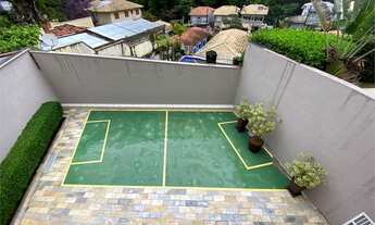 Imagem 3: Casa de condomínio sobrado para venda tem 450 metros quadrados com 4 quartos