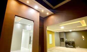 Imagem 2: Casa para venda tem 172 metros quadrados com 4 quartos em grangeiro -