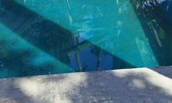 Imagem 3: Sítio na região de Itaipava. Muita água, muito verde. Preço de conjugado