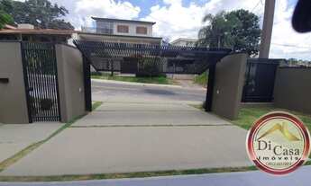 Imagem: Linda casa de altíssimo padrão. 251,22