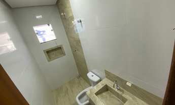 Imagem 5: CM Casa de Esquina no Planalto - Impecável