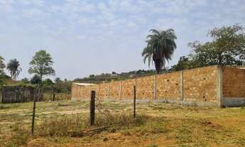 Imagem 4: Lote com muita água corrente