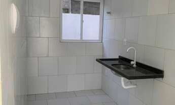 Imagem 6: Apartamento com 2 Qts, sendo 1 com closet, balcões em granito, rua calçada, por R$ 145.000