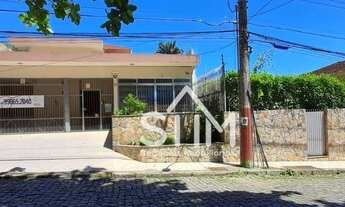 Imagem: Casa com 7 dormitórios à venda, 400 m²