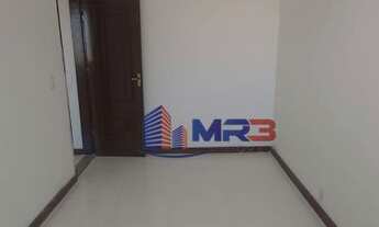 Imagem 2: Apartamento com 2 dormitórios à venda, 58 m² por R$ 175.000,00 - Camorim - Rio de Janeiro