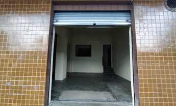 Imagem 6: Loja 200m², no inicio da Av Iguaçu, localização de grande movimento no Rebouças.[6.003