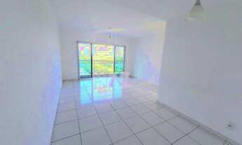 Imagem: Ibiza, andar intermediário, sombra, 92m²