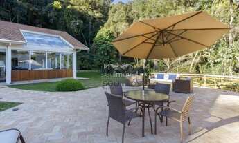 Imagem 6: Casa em Campos do Jordão - Com 4 dormitórios e uma vista deslumbrante!!