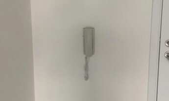 Imagem 4: Sala comercial, de 42m², com banheiro e vaga em garagem, bairro Valongo - Santos/SP