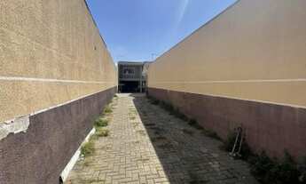 Imagem 5: Casa para venda possui 223 metros quadrados com 4 quartos em Alto Boqueirão - Curitiba - P