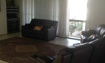 Imagem 7: Cobertura com 447m², andar alto, 5 suítes, varanda com piscina e jacuzzi, 6 banheiros, 4 v