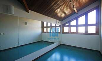 Imagem 5: Sobrado com 5 dormitórios, sendo 5 suites e 8 vagas de garagemà venda, 480 m² por R$ 2.190