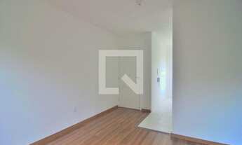 Imagem 4: Apartamento para Aluguel - Olaria, 2 Quartos, 42 m2