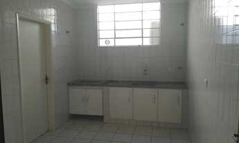 Imagem 7: Casa para aluguel e venda possui 150 metros quadrados com 3 quartos