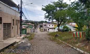 Imagem 3: Casa para venda possui 115 metros quadrados com 2 quartos em Ouro Preto - Olinda - Pernamb