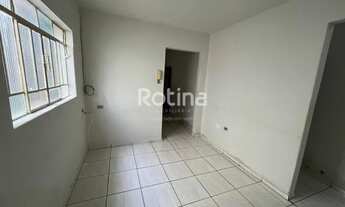 Imagem 4: Casa para aluguel, 3 quartos, 1 suíte, 1 vaga, Brasil - Uberlândia/MG