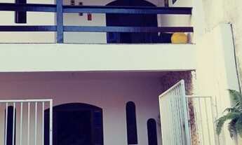 Imagem 3: Casa Espaçosa em Itapuã com 4 Quartos 1 Suíte, 2 Salas, 4 Varandas , Garagem para 2 carros