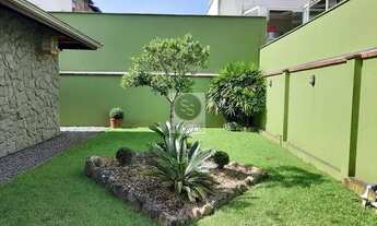 Imagem 3: Casa Residencial ou Comercial com Edícula para Venda no bairro Glória, localizado na cidad