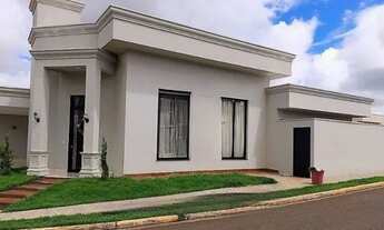 Imagem 2: Casa de condomínio para venda possui 205 metros quadrados com 3 quartos