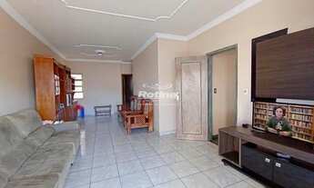 Imagem 3: Apartamento para aluguel, 3 quartos, 1 suíte, 2 vagas, Centro - Uberlândia/MG