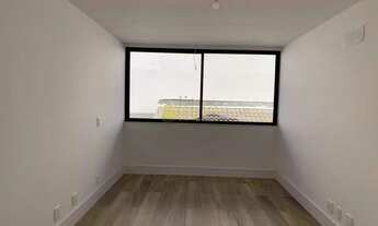 Imagem 6: EM BELO CONDOMINIO, LINDA CASA TRIPLEX, 4 SUITES, PISC., CHURRASQUEIRA