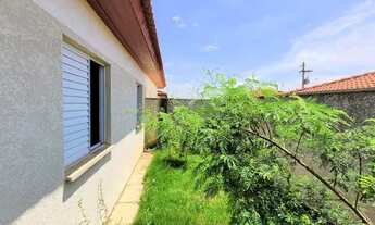 Imagem 2: Casa á Venda de 2 Dormitórios com Quintal em Condomínio Fechado em Sumaré