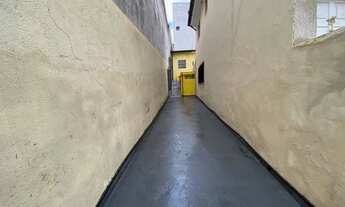 Imagem 2: CASA 01 DORMITÓRIO com 2 VAGAS