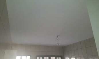 Imagem 2: Excelente residência, com quatro quartos, um deles uma suíte com banheira de hidromassagem