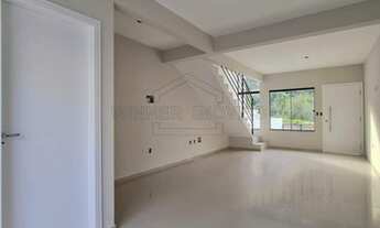 Imagem 3: Sobrado para Venda em São José, Jardim Botânico, 2 dormitórios, 2 banheiros, 2 vagas