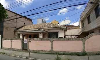 Imagem 3: Prédio/Edifício inteiro para aluguel tem 200 metros quadrados com 4 quartos