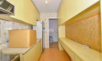 Imagem 5: Apartamento para venda possui 70 metros quadrados com 2 quartos em Bigorrilho - Curitiba