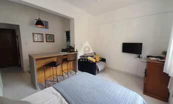 Imagem 4: Conjugado reformado no Catete com 27m², ótimo investimento