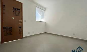 Imagem 5: Casa Geminada Individual com 2 Quartos e 1 Vaga no Bairro Santa Cruz