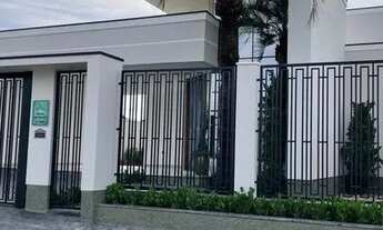 Imagem 2: Casa a venda de alto padrão com 3 dormitórios sendo todos suítes, Piscina e uma ótima área