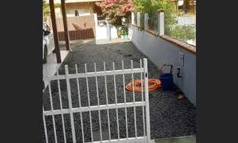 Imagem 3: Casa para venda tem 200 metros quadrados com 6 quartos em Ubatuba - São Francisco do Sul