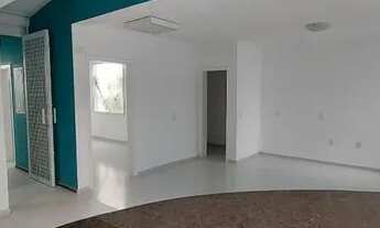 Imagem 4: Sobrado com salão comercial para alugar - Centro - 250 m² - Salão principal com 02 salas