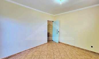 Imagem 4: Casa térrea para venda e locação no Bairro Parque Residencial Cândido Portinari, próximo a