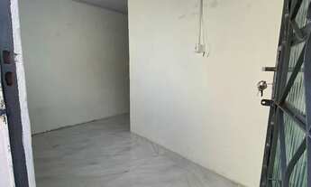 Imagem 2: Kitnet e quarto e sala no Feitosa